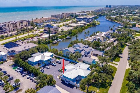 Townhouse in Vero Beach, Florida 2 bedrooms, 115.57 sq.m. № 2377702 - photo 2