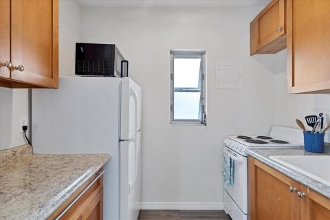 Снять в аренду квартиру в Сарасота, Флорида 2 комнаты, 46.45м2, № 1360028 - фото 12
