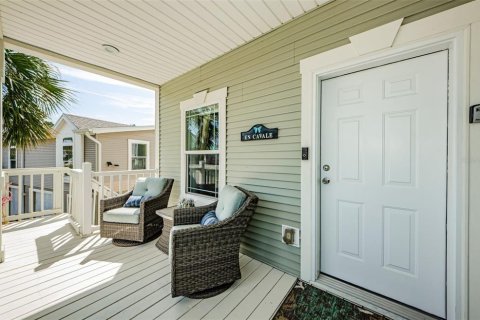 Casa en alquiler en Port Richey, Florida, 3 dormitorios, 213.21 m2 № 1674026 - foto 5