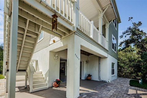 Casa en alquiler en Port Richey, Florida, 3 dormitorios, 213.21 m2 № 1674026 - foto 2