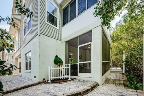 Casa en alquiler en Port Richey, Florida, 3 dormitorios, 213.21 m2 № 1674026 - foto 3