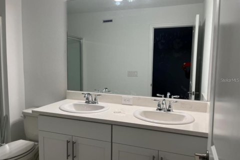 Adosado en alquiler en Sarasota, Florida, 3 dormitorios, 131.64 m2 № 1742829 - foto 19