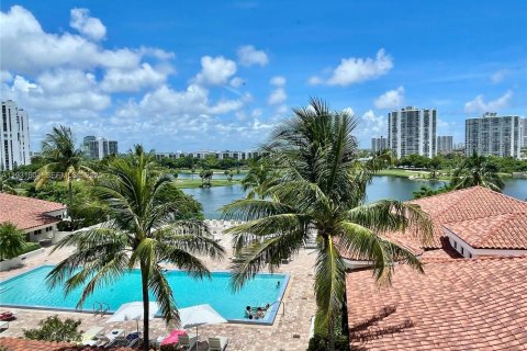 Купить кондоминиум в Авентура, Флорида 2 спальни, 121.89м2, № 1990376 - фото 16