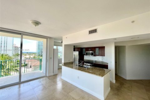 Купить кондоминиум в Авентура, Флорида 2 спальни, 121.89м2, № 1990376 - фото 7