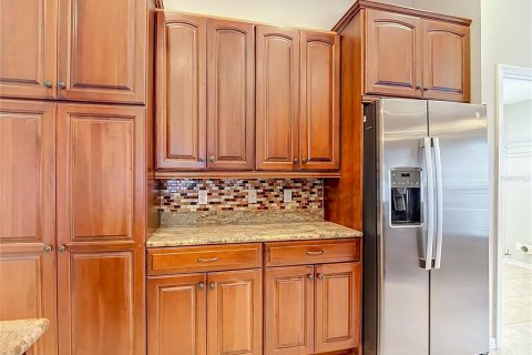 Casa en venta en Brandon, Florida, 4 dormitorios, 185.53 m2 № 2198755 - foto 17