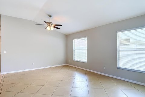Casa en venta en Brandon, Florida, 4 dormitorios, 185.53 m2 № 2198755 - foto 13