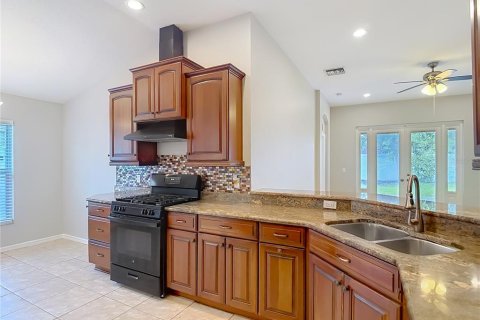 Casa en venta en Brandon, Florida, 4 dormitorios, 185.53 m2 № 2198755 - foto 15