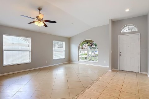 Casa en venta en Brandon, Florida, 4 dormitorios, 185.53 m2 № 2198755 - foto 9