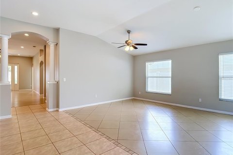 Casa en venta en Brandon, Florida, 4 dormitorios, 185.53 m2 № 2198755 - foto 8