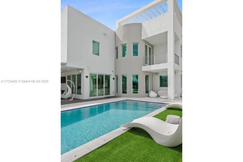 Villa ou maison à vendre à Doral, Floride: 5 chambres № 1958629 - photo 24