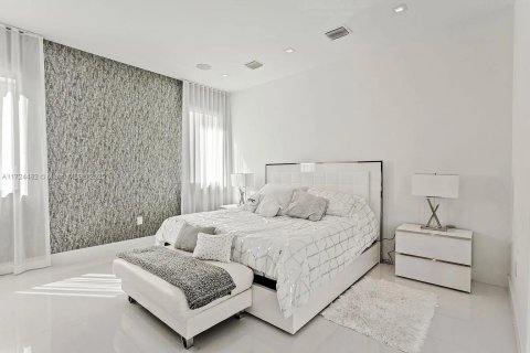 Villa ou maison à vendre à Doral, Floride: 5 chambres № 1958629 - photo 15