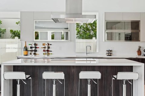 Villa ou maison à vendre à Doral, Floride: 5 chambres № 1958629 - photo 7