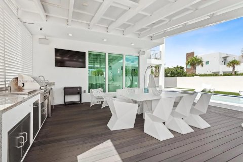 Villa ou maison à vendre à Doral, Floride: 5 chambres № 1958629 - photo 28