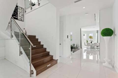 Villa ou maison à vendre à Doral, Floride: 5 chambres № 1958629 - photo 14