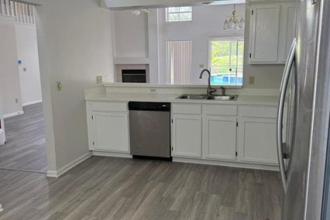 Casa en alquiler en Orlando, Florida, 3 dormitorios, 167.5 m2 № 1765344 - foto 9