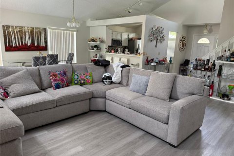 Casa en alquiler en Orlando, Florida, 3 dormitorios, 167.5 m2 № 1765344 - foto 5