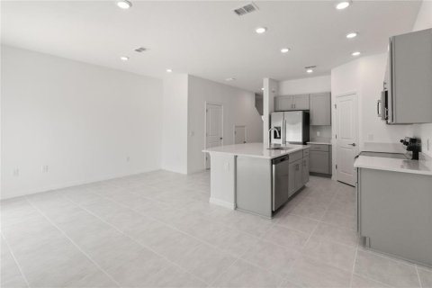 Touwnhouse à vendre à Kissimmee, Floride: 3 chambres, 127.55 m2 № 1508100 - photo 8
