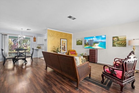 Купить виллу или дом в Брейдентон, Флорида 5 комнат, 115.38м2, № 2099762 - фото 4