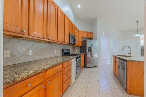 Casa en alquiler en Tampa, Florida, 4 dormitorios, 214.6 m2 № 1757133 - foto 18
