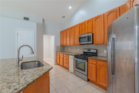 Casa en alquiler en Tampa, Florida, 4 dormitorios, 214.6 m2 № 1757133 - foto 19