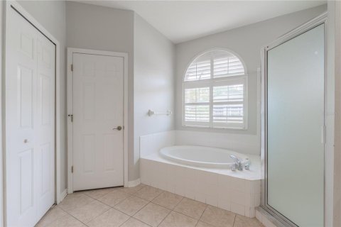 Casa en alquiler en Tampa, Florida, 4 dormitorios, 214.6 m2 № 1757133 - foto 8
