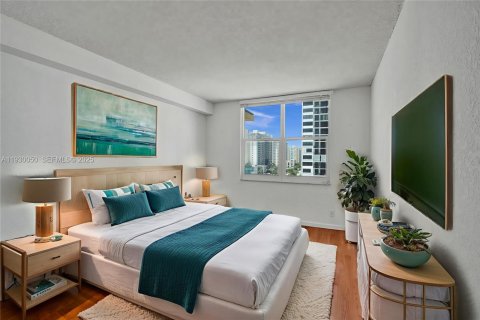 Condominio en venta en Hollywood, Florida, 2 dormitorios, 111.3 m2 № 1989142 - foto 5