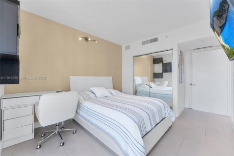 Condominio en venta en Miami, Florida, 2 dormitorios, 103.86 m2 № 1997744 - foto 11
