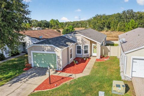 Casa en Leesburg, Florida 2 dormitorios, 119.75 m2 № 2144998