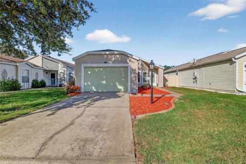 Casa en venta en Leesburg, Florida, 2 dormitorios, 119.75 m2 № 2144998 - foto 2