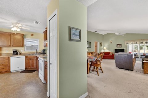 Casa en venta en Leesburg, Florida, 2 dormitorios, 119.75 m2 № 2144998 - foto 5
