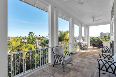 Villa ou maison à vendre à Clearwater, Floride: 4 chambres, 389.45 m2 № 2098818 - photo 30