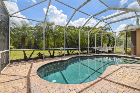 Casa en venta en Apollo Beach, Florida, 4 dormitorios, 357.49 m2 № 1583484 - foto 2