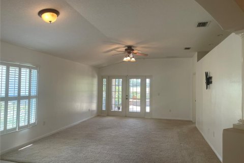 House in Wesley Chapel, Florida 2 bedrooms, 156.08 sq.m. № 1910382 - photo 6