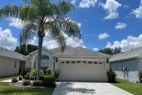 House in Wesley Chapel, Florida 2 bedrooms, 156.08 sq.m. № 1910382 - photo 3