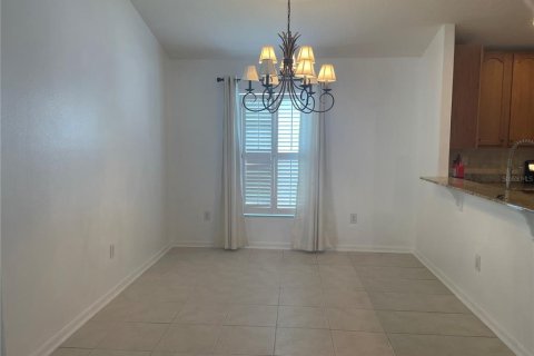 House in Wesley Chapel, Florida 2 bedrooms, 156.08 sq.m. № 1910382 - photo 8