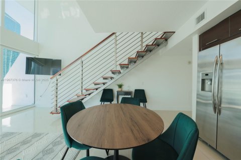 Copropriété à louer à Miami, Floride: 2 chambres, 117.71 m2 № 1964254 - photo 5