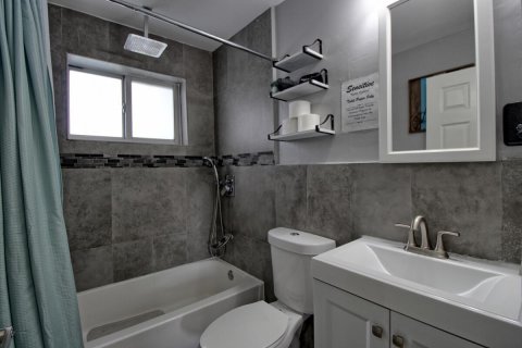 Casa en venta en Hollywood, Florida, 3 dormitorios, 95.22 m2 № 2185061 - foto 15