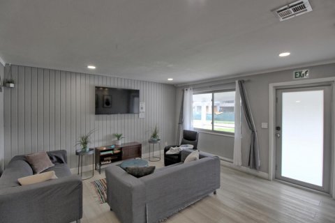 Casa en venta en Hollywood, Florida, 3 dormitorios, 95.22 m2 № 2185061 - foto 11