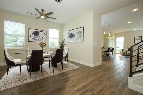 Villa ou maison à vendre à Orlando, Floride: 4 chambres, 219.34 m2 № 1786061 - photo 3