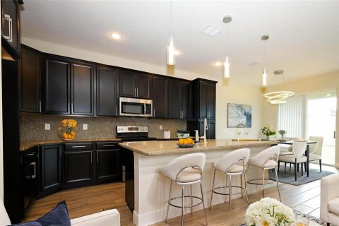 Villa ou maison à vendre à Orlando, Floride: 4 chambres, 219.34 m2 № 1786061 - photo 8