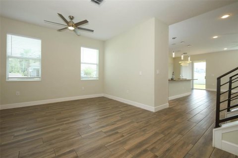 Villa ou maison à vendre à Orlando, Floride: 4 chambres, 219.34 m2 № 1786061 - photo 5