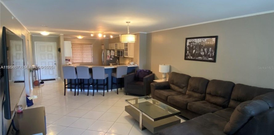 Condo à Pompano Beach, Floride, 2 chambres  № 2010454