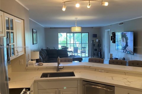 Copropriété à vendre à Pompano Beach, Floride: 2 chambres № 2010454 - photo 8