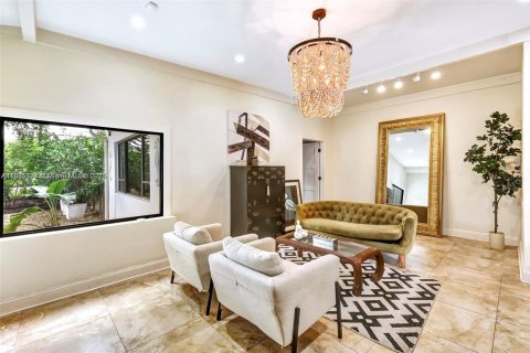 Casa en alquiler en Miami, Florida, 4 dormitorios, 219.34 m2 № 1964488 - foto 5