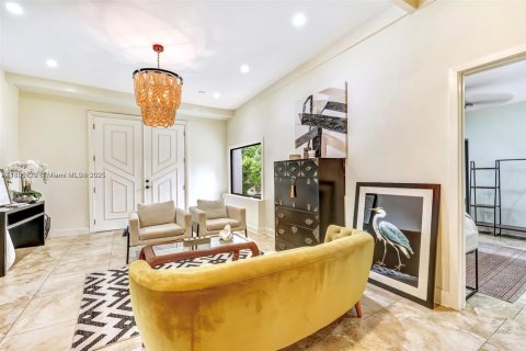 Casa en alquiler en Miami, Florida, 4 dormitorios, 219.34 m2 № 1964488 - foto 4