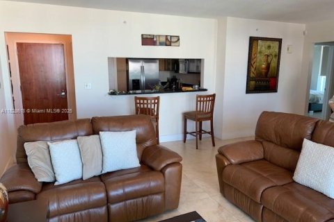 Copropriété à louer à Miami, Floride: 2 chambres, 103.77 m2 № 1957584 - photo 6