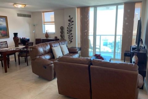 Copropriété à louer à Miami, Floride: 2 chambres, 103.77 m2 № 1957584 - photo 9