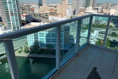 Copropriété à louer à Miami, Floride: 2 chambres, 103.77 m2 № 1957584 - photo 28