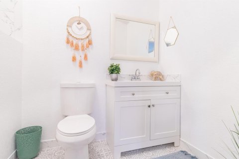 Immobilier commercial à louer à Port St. Lucie, Floride: 1 chambre, 51.1 m2 № 2247911 - photo 7