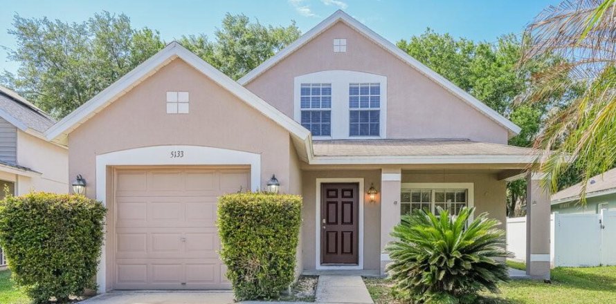Villa ou maison à Wesley Chapel, Floride 4 chambres, 133.41 m2 № 2094598
